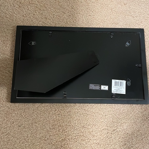 PICTURE FRAME. - Picture 4 of 6